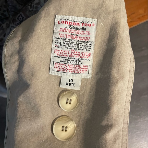 Vintage London Fog Double Breasted Trench Coat with Removable Lining Petite 10 - Picture 14 of 14